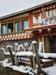 Four Girls Mountain Lanxi Wild Luxury Hotel (Changpinggou Scenic Area Branch)