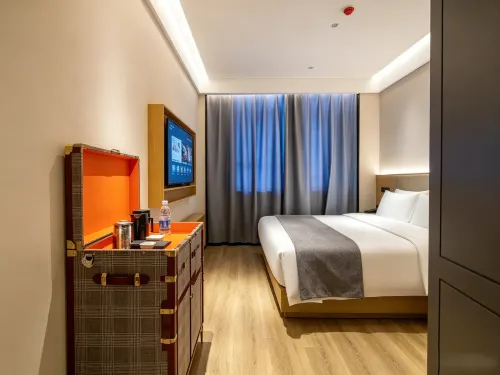 The best hotel in Xiongxian City - parkir