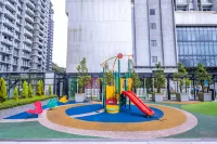 Premium Suites at Jalan Ion Delemen by BYON - 停車場