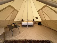 Deumadi Mountain Cottage - balcon
