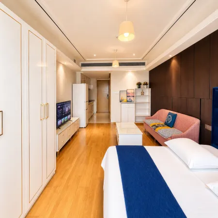 Baike Preferred Apartment (Huangchang Subway Station)