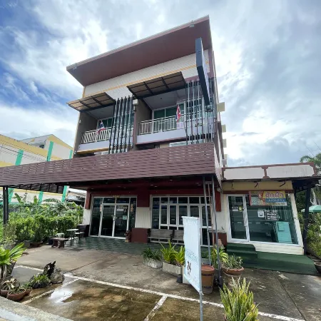 Bann Lhong Rak Krabi Отели рядом с достопримечательностью «Стадион Краби»