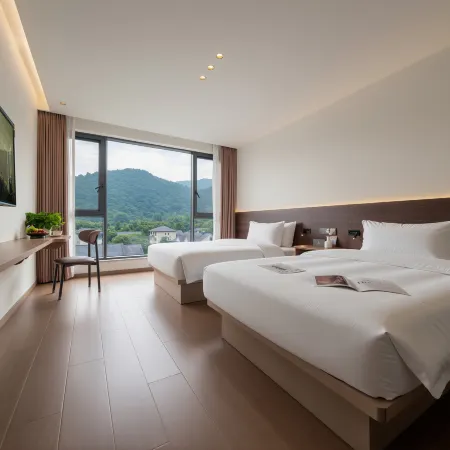 Tonglu Yulaixi Garden Hotel (Yaolin Fairyland OMG Heartbeat Paradise)
