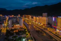 Ruijing  Hotel (Tanzhou  Park  Branch) - Dağ Manzaralı