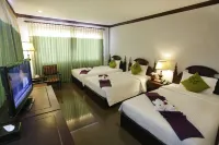 The Heritage Courtyard - parkir