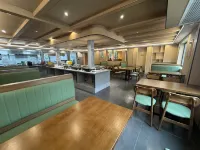 Pinmeiju Hot Spring Cinema Hotel (Dujiangyan Scenic Area South Bridge Branch) - رومانسي
