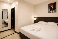 The Blocks Hostel Sukhumvit 10 - Nhà nghỉ