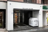 The classic NAGAHORI - parking