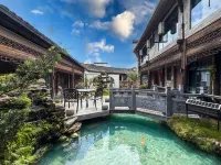 Hongcun Li · Qinghe MIRACLE · WONDERLAND Leisure Courtyard Mountain View Resort Chinese Inn - Pet friendly