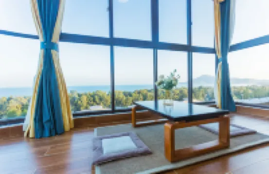 YuMo hotel - Airport Shuttle