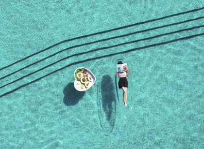 Blonsay Tropical Rainforest Resort Hotel