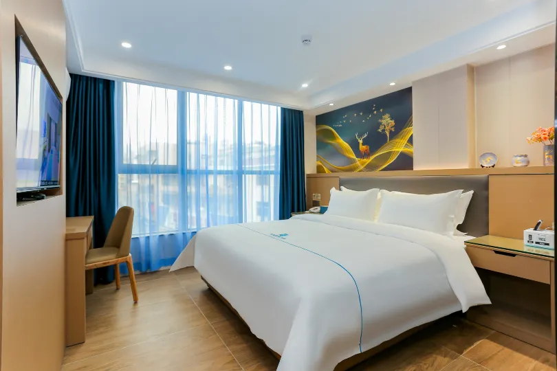 Departure Light Hotel (Shenzhen Shiyan Langxin Commercial Street)