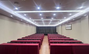 Hanting Hotel (Chongqing Wushan Branch)