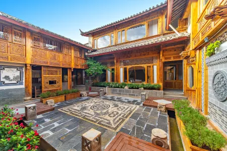 Yunnan Namei Rizhao Jinshan View Snow Mountain Panoramic Beauty Su (Lijiang Sifang Street Branch)