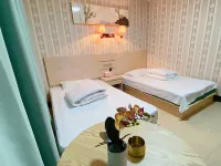 Zuiwenglou Homestay Hotels near Hidden-Dragon Waterfalls