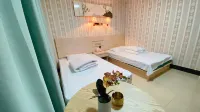 Zuiwenglou Homestay Hotels near Hidden-Dragon Waterfalls