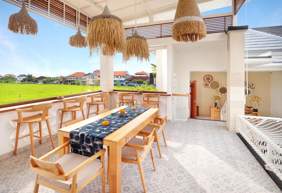 4. 아이라 빌라..