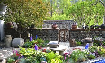 Floral Hotel·Beijing Skilled Craftsman Hotel (Huairou Liudu River)