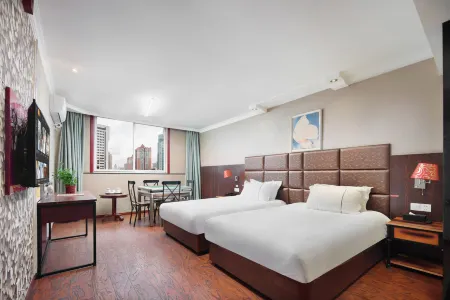 Returning Homestay (Chongqing Yangjiaping Pedestrian Street Store) Отели рядом с достопримечательностью «Chongqing University of Technology (Huaxi Campus)»