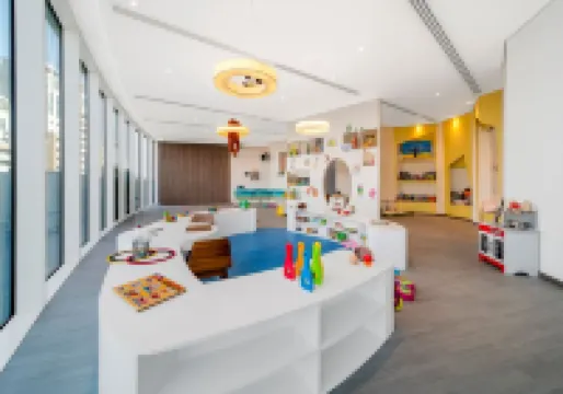 ไฟว์ จูไมราห์วิลเลจ ดูไบ