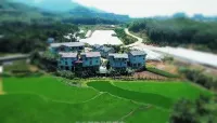 Wuzhishan Hongya Minsu