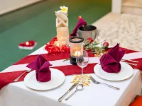 Villa Kayu Raja Hoteles cerca de Templo Petitenget