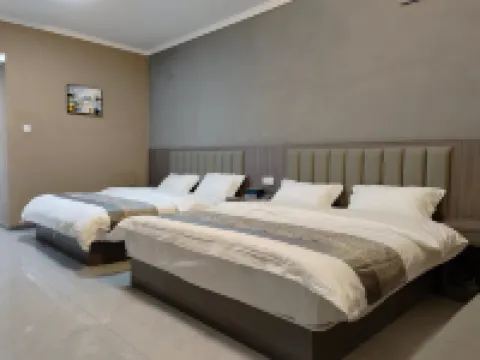 Mulan Xiyue Hotel (Xuchang Pang Donglai Hengda Jinhui Plaza)