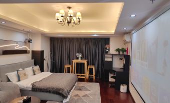 Shenyang BeMi Bemi Light Luxury Jumu Apartment (Qingnian Street Color TV Tower Branch)