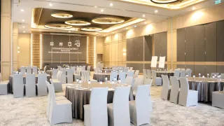 1mc4212000bivideg923A R 320 180 R5 D