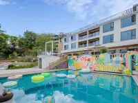 Qixiannv Homestay (Xiannv Mountain Shop) Hotels near Chongqing Xiannvshan Airport