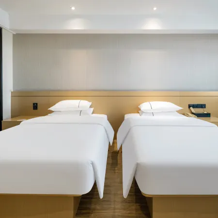 CCINN Hotel (Chongzuo Ningming store)