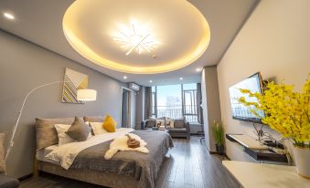 Chengdu Yuxuan Pavilion Boutique Apartment (Tianfu Square Store)
