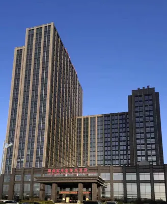 Yantai Baohua Mingdu Hotel Ξενοδοχεία στην πόλη Qixia