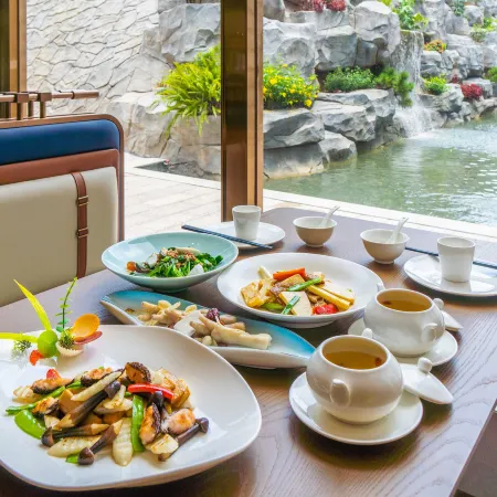 Yaowanggu Kangyang Hotel