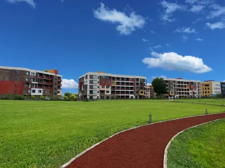 Huatian Caohai Holiday Hostel Отели рядом с достопримечательностью «Zhangbei Bashang Grassland»