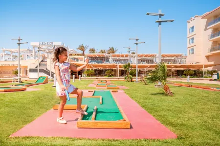Pickalbatros White Beach Resort - Hurghada
