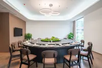 Jianmenguan Xiongguan Yougu Resort Hotel Hotels in Jiange