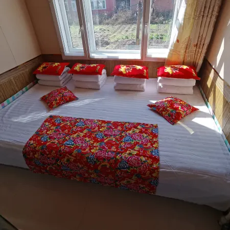 Snow Valley Hongbo Inn