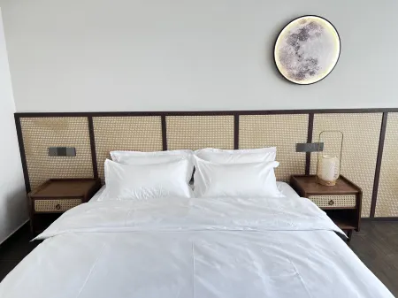 Golden Lake Manor Отели в г. Цзяншань