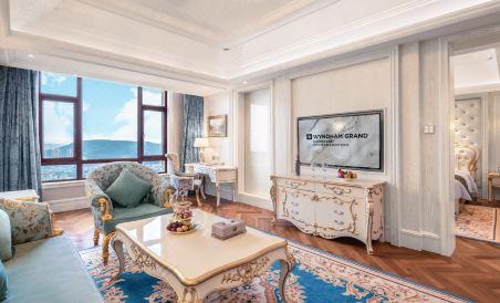 Wyndham Grand Kunming East - Housity