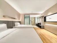 錦江之星酒店（上海奉賢金滙龍湖天街店） 鄰近異星宇宙SPACET沉浸式森林互動世界的酒店