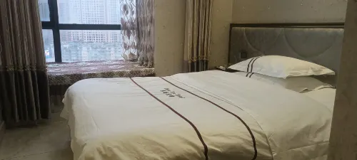 Tongren Zhuoyue Hotel - Park Yeri