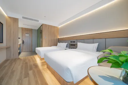 Youth Sunshine S Hotel (Xiamen Convention and Exhibition Center California Plaza)
