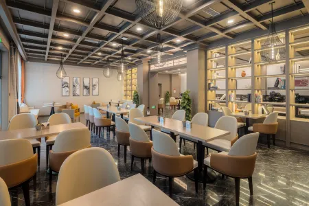 ANYEE•Jinzhu Hotel (ChengDu Tianfu square Wuhou Temple) Отели рядом с достопримечательностью «Sichuan Indoor Stadium»