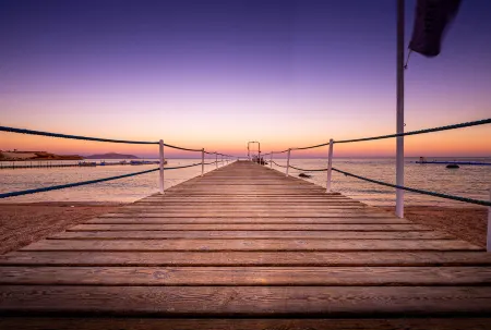 Domina Coral Bay Resort, Diving , Spa & Casino Отели рядом с достопримечательностью «Голливуд Шарм Эль Шейх»