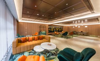 Orange Hotel (Dongying Qingfeng Lake)