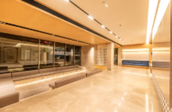 Huting Hotel (Vientiane City, Guilin Railway Station)