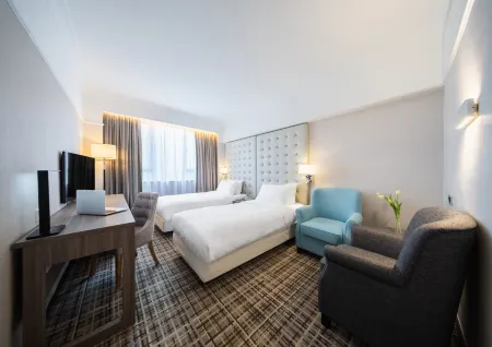 Panda Hotel