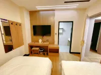 Xinzidong Hotel (Xugouzhen Branch)