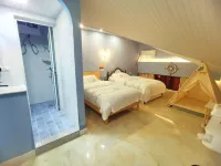 Baili Rhododendron Fenghuaxueyue Vacation Apartment - Parvekkeita